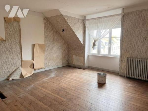 En plein centre et proche du port