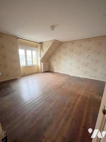 En plein centre et proche du port