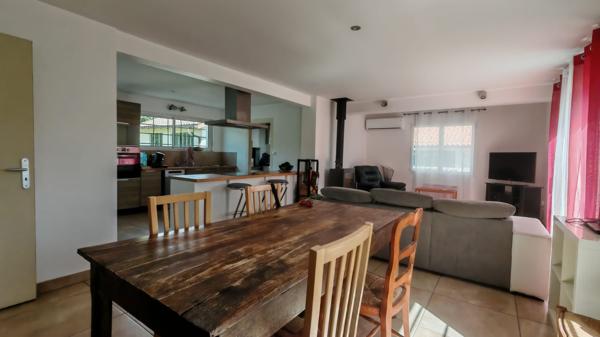 À vendre - Maison individuelle, 5 pièces située à Dax (40100)