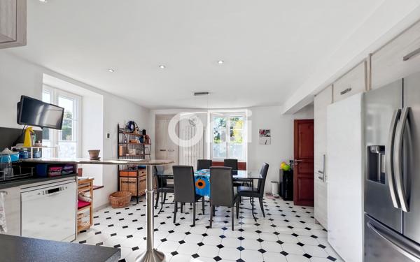 Maison à vendre    5 pièces •  Gan