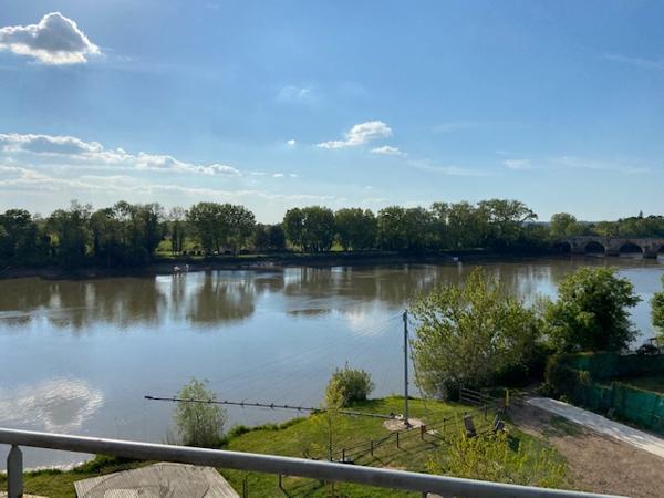 Appartement à louer LIBOURNE T3 meublé 2 chambres 2 places de parking