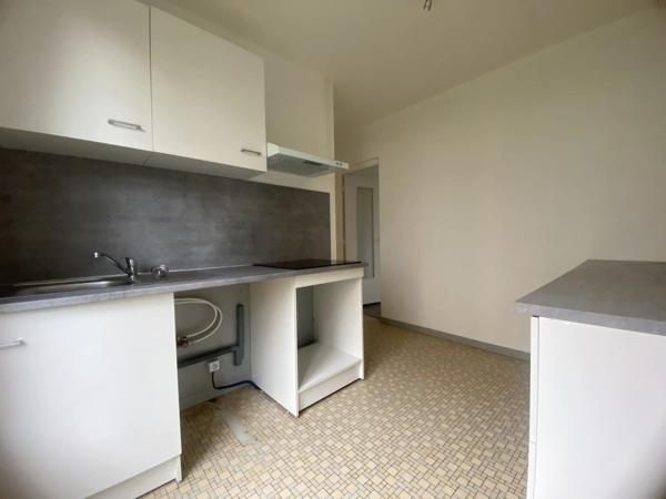 Location                                                      Appartement
                        
                     3 pièces                      54 m2                     à Nevers