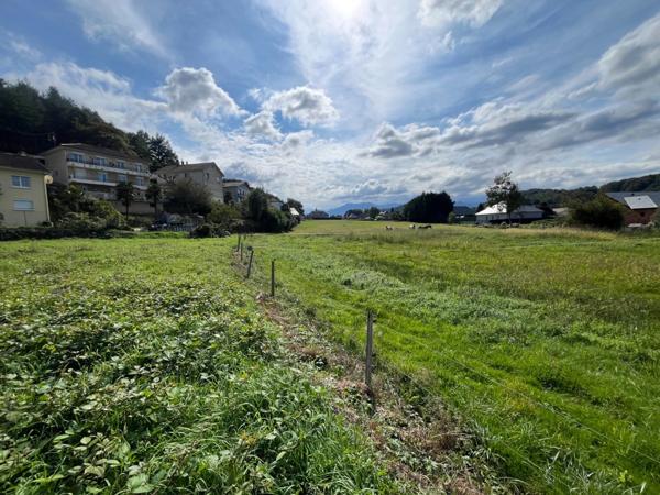 Terrain à ADE - constructions bois autorisées