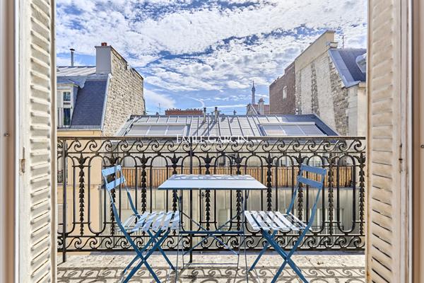 A vendre - Appartement - Paris 75016 - Trocadéro -Balcon dinatoire -Vue Tour Eiffel