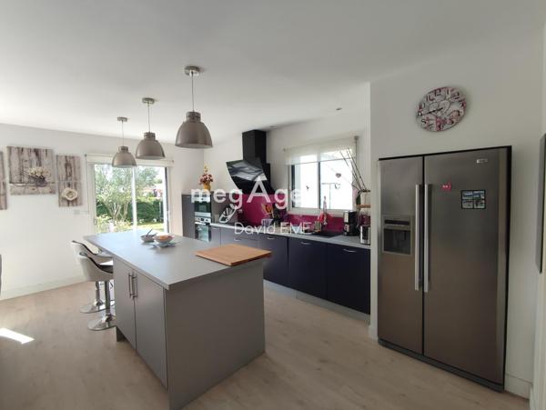 Maison à AIZENAY, 85190 - 5 pièces 104m²