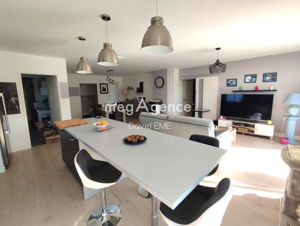 Maison à AIZENAY, 85190 - 5 pièces 104m²