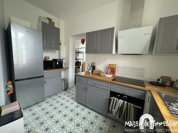 Location superbe appartement meublé - 3 chambres - 90m² - Hyper centre de COGNAC