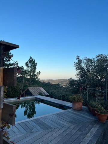 Maison Porto Vecchio de 230 m²  5 pièces  dépendance et  piscines.