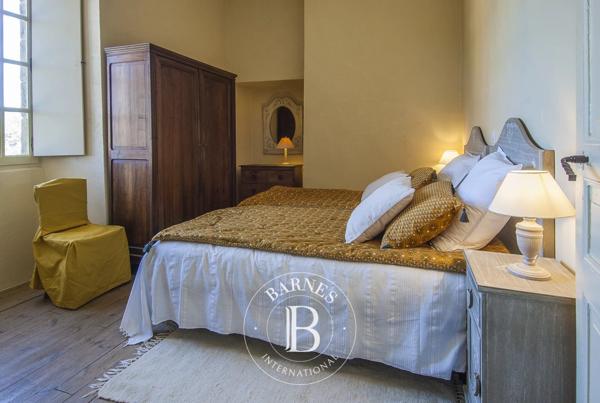 Cransac, Château 2 Chambres -  160 m² à vendre