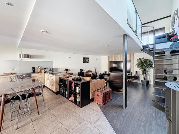 Loft 4 pièces - 121 m²