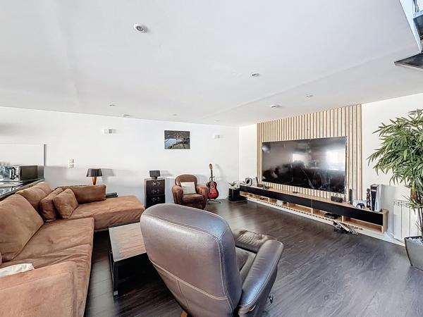 Loft 4 pièces - 121 m²