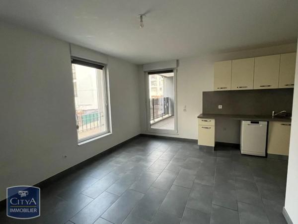 Appartement à louer 2 pièces 42.66m² Metz (57070)