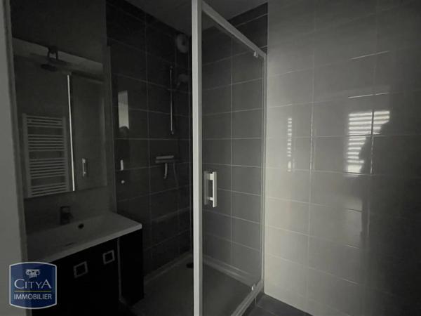 Appartement à louer 2 pièces 42.66m² Metz (57070)