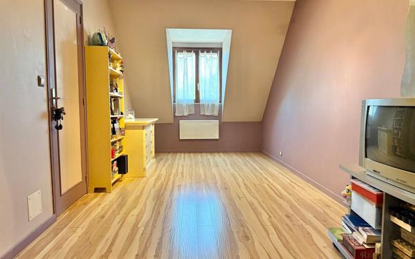 Maison à vendre    6 pièces • 130 m2 Morangis