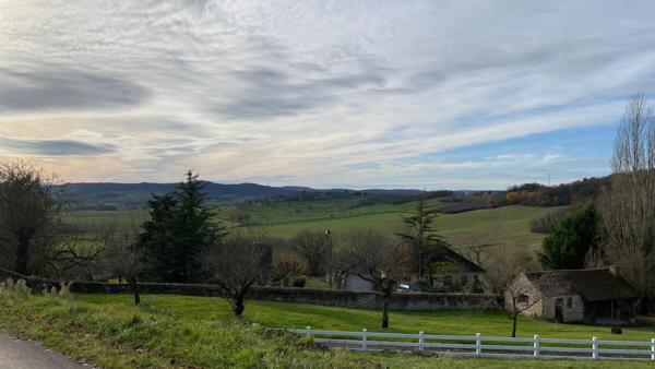 Immeuble à vendre ANNAY LA COTE (89)- Un Ensemble de 5 appartements loués-Jardin