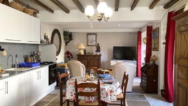 Immeuble à vendre ANNAY LA COTE (89)- Un Ensemble de 5 appartements loués-Jardin
