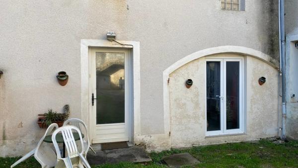 Immeuble à vendre ANNAY LA COTE (89)- Un Ensemble de 5 appartements loués-Jardin