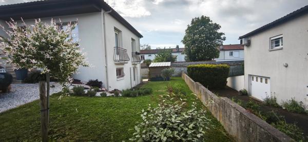 Maison indépendante rénovée avec goût – Secteur La Burgonce, Niort 5 pièces NIORT (79)