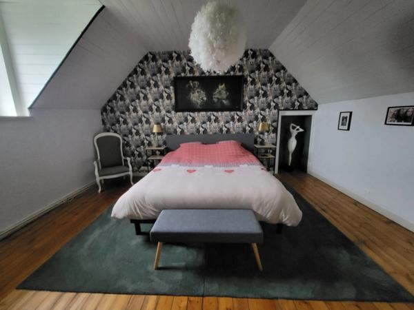 Maison en pierres centre bourg