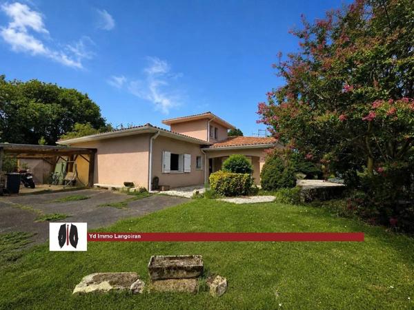CAMBLANES ET MEYNAC - Maison traditionnelle sur grand terrain