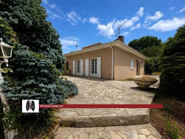 CAMBLANES ET MEYNAC - Maison traditionnelle sur grand terrain