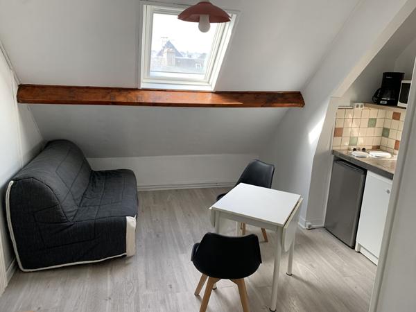A VENDRE Dans immeuble en CENTRE VILLE 4 chambres 50000 SAINT LO INVESTISSEURS