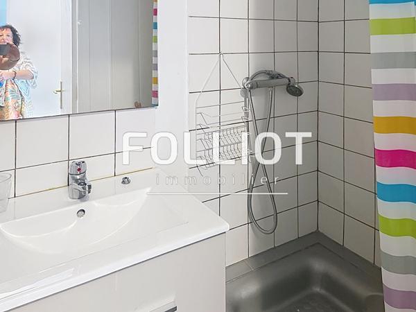 A VENDRE Dans immeuble en CENTRE VILLE 4 chambres 50000 SAINT LO INVESTISSEURS