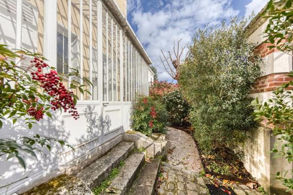Bourg-la-Reine (92340) BOURG-LA-REINE CENTRE – Maison ancienne 5 chambres et beau jardin