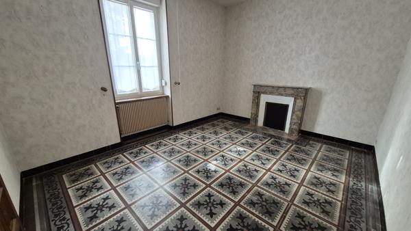 Maison de bourg à Mézeray