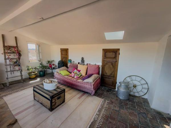 Vente                                                      Appartement
                        
                     4 pièces                      91 m2                     à Draguignan