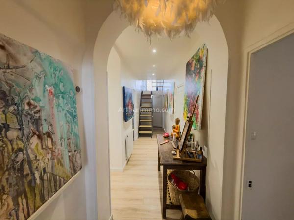 Vente                                                      Appartement
                        
                     4 pièces                      91 m2                     à Draguignan