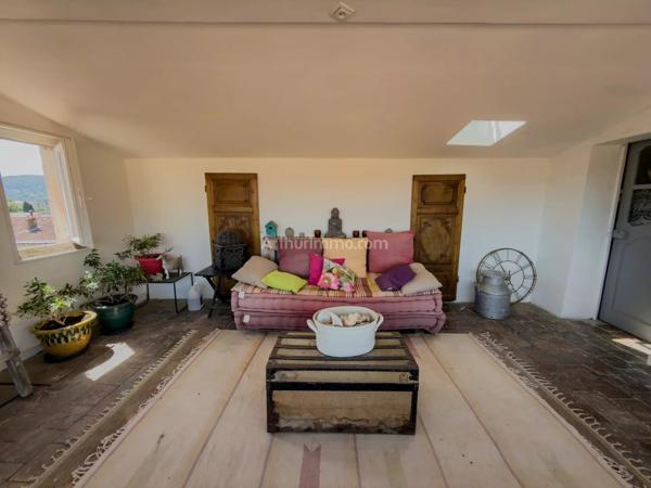 Vente                                                      Appartement
                        
                     4 pièces                      91 m2                     à Draguignan