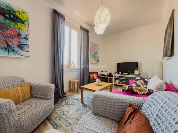 Vente                                                      Appartement
                        
                     4 pièces                      91 m2                     à Draguignan