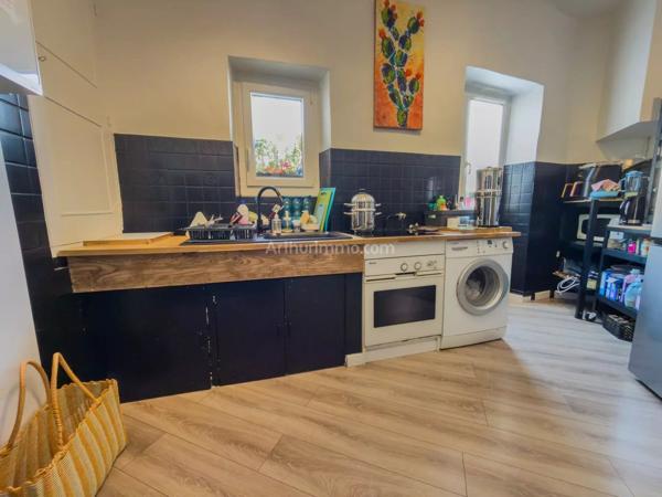 Vente                                                      Appartement
                        
                     4 pièces                      91 m2                     à Draguignan