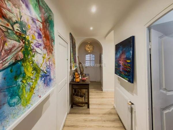 Vente                                                      Appartement
                        
                     4 pièces                      91 m2                     à Draguignan