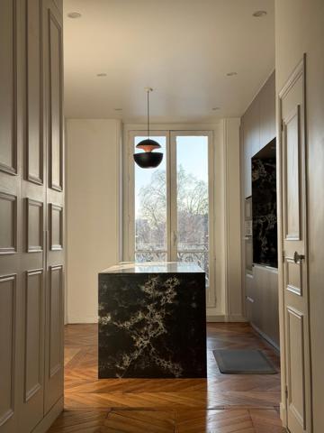 APPARTEMENT HAUSSMANNIEN RÉNOVÉ - JARDIN DU LUXEMBOURG x 5 PIECES - 3 CHBRES - 2 SDB