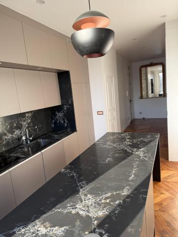 APPARTEMENT HAUSSMANNIEN RÉNOVÉ - JARDIN DU LUXEMBOURG x 5 PIECES - 3 CHBRES - 2 SDB