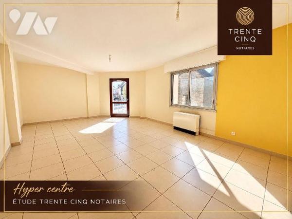 ÉTUDE TRENTE CINQ NOTAIRES / Appartement T2 - 51,61 m² - Coeur de bourg - Exposition SUD / EST...