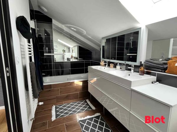 Appartement 4 pièce(s)