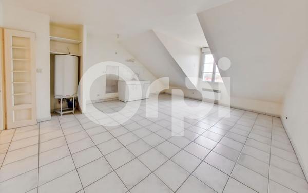Appartement à louer    2 pièces • 43,32 m2 Nanteuil-le-Haudouin