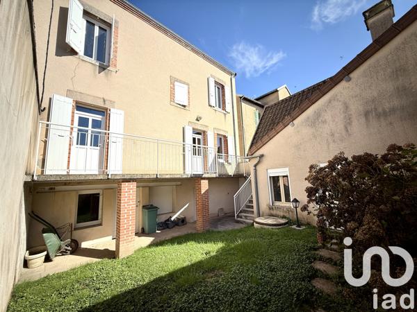 Maison à vendre 7 pièces 139 m² Issy-l'Évêque