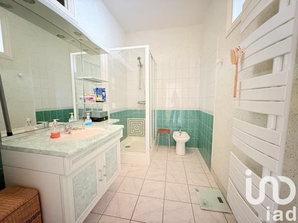 Maison à vendre 7 pièces 139 m² Issy-l'Évêque