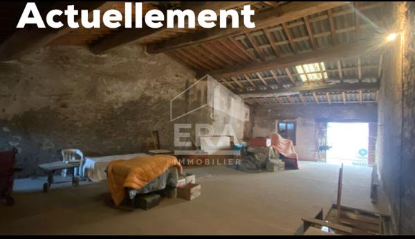 A VENDRE - TRESSERRE - GRANGE EN PIERRE A RENOVER