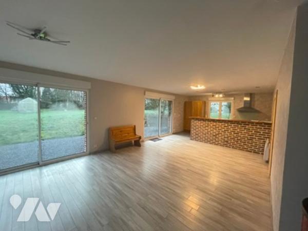 UN LOT DE DEUX MAISONS A USAGE D'HABITATION