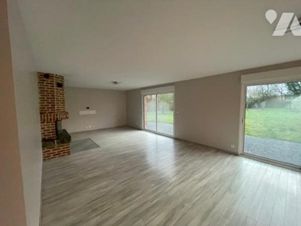 UN LOT DE DEUX MAISONS A USAGE D'HABITATION