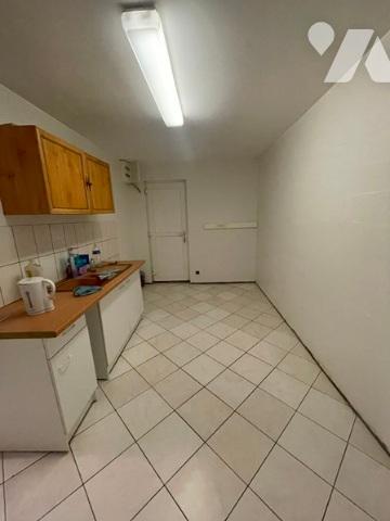 UN LOT DE DEUX MAISONS A USAGE D'HABITATION