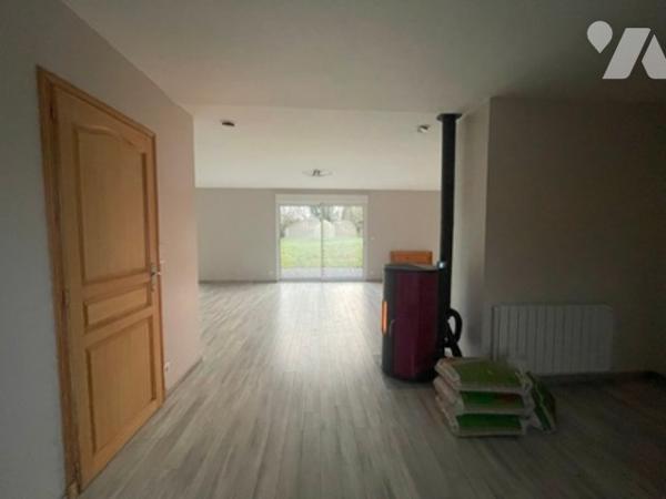 UN LOT DE DEUX MAISONS A USAGE D'HABITATION