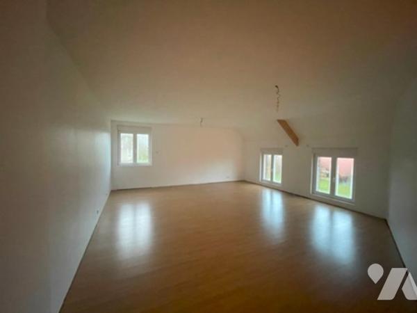 UN LOT DE DEUX MAISONS A USAGE D'HABITATION