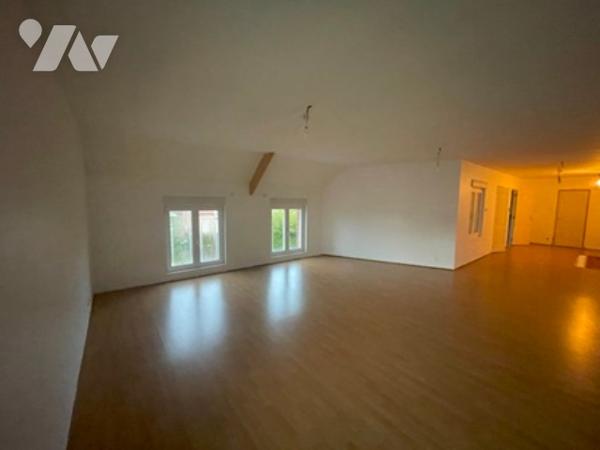 UN LOT DE DEUX MAISONS A USAGE D'HABITATION