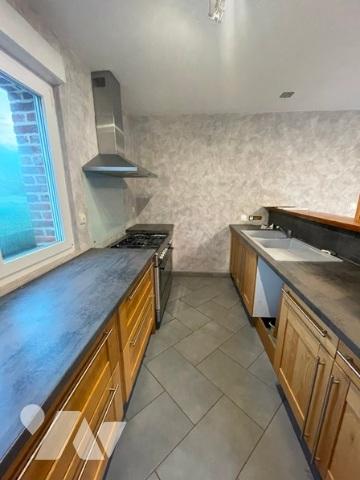 UN LOT DE DEUX MAISONS A USAGE D'HABITATION